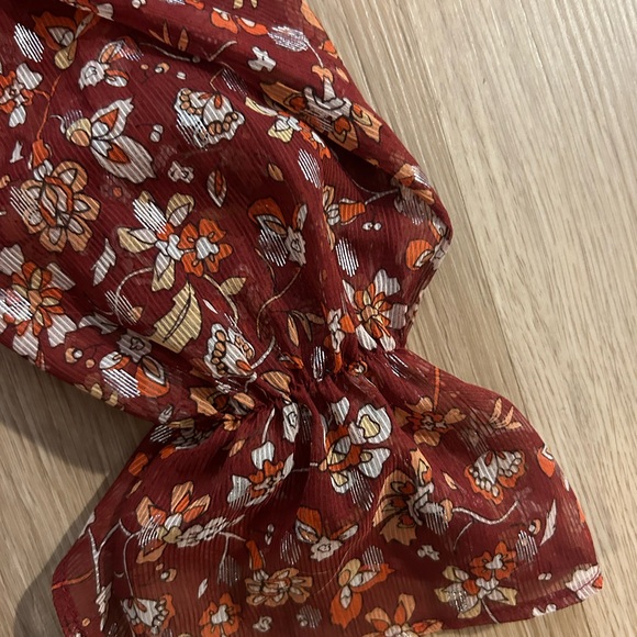 Zara Floral ruffle blouse - Picture 3 of 5